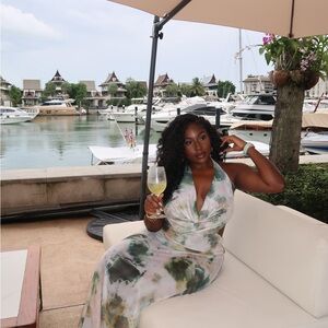 Chic Green and White Patterned Halter Dress